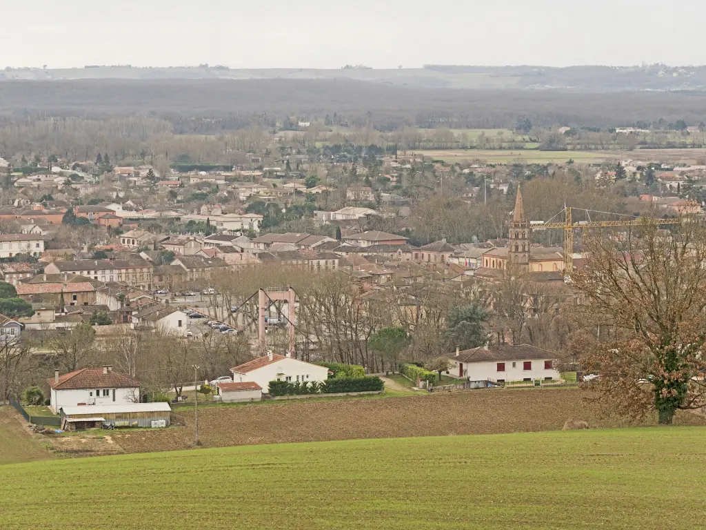 La ville de Bessieres en Haute Garonne avec VTC Tarn